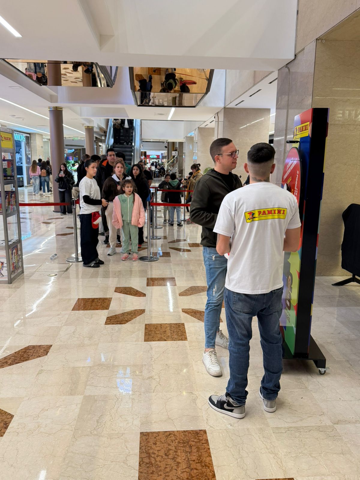 Activación de Fancity para Panini en torno al universo del álbum del Mundial